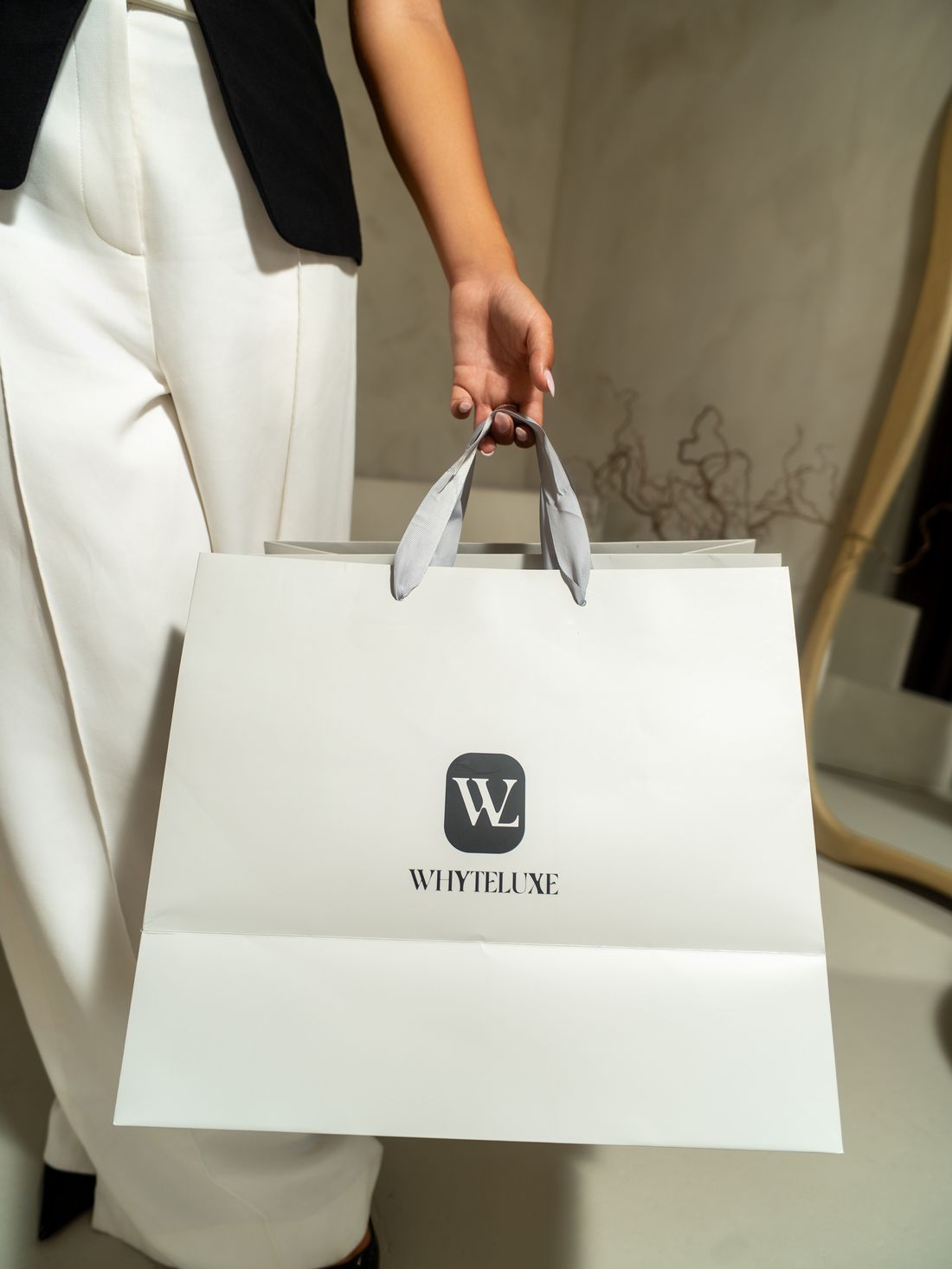 Whyteluxe packaging